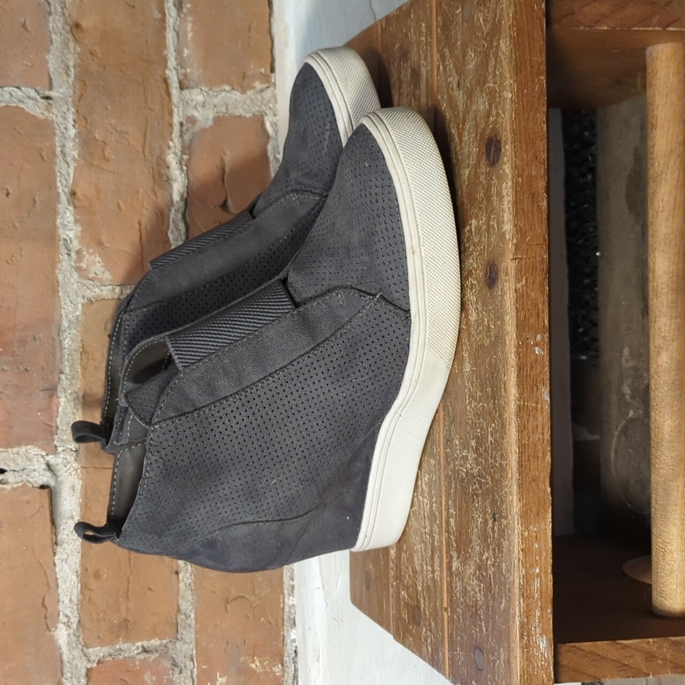 Mia wedge fashion sneakers